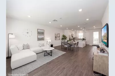 371 Bellver, Lake Forest, CA 92630 - Photo 2