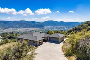 25250 Deertrail, Tehachapi, CA 93561 - Photo 2