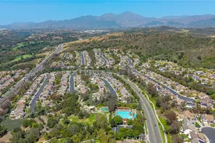 63 Poppyfield Ln, Rancho Santa Margarita, CA 92688 - Photo 54