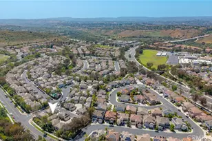 63 Poppyfield Ln, Rancho Santa Margarita, CA 92688 - Photo 46