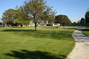 8566 Fallbrook Cir 706-B, Huntington Beach, CA 92646 - Photo 54