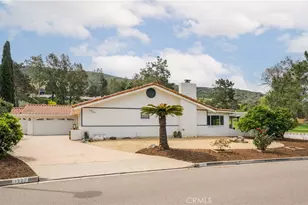 1327 San Julian Dr, San Marcos, CA 92078 - Photo 4