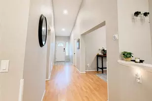 21100 Vintage, Chatsworth, CA 91311 - Photo 4