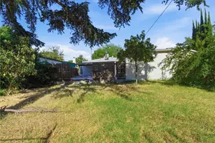 7307 Tyrone Ave, Van Nuys, CA 91405 - Photo 30