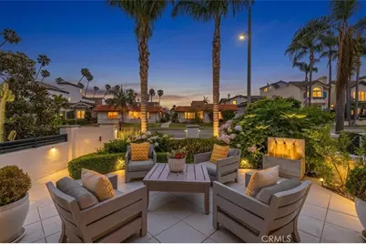 617 12th, Huntington Beach, CA 92648 - Photo 2