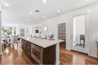 136 Acamar, Irvine, CA 92618 - Photo 4