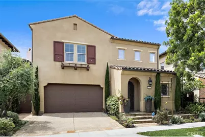 122 Catalonia, Irvine, CA 92618 - Photo 4