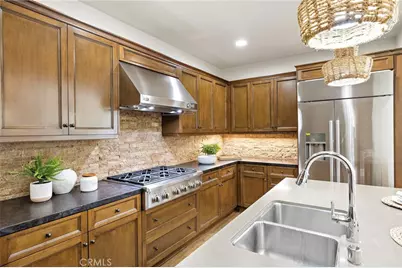 122 Catalonia, Irvine, CA 92618 - Photo 26