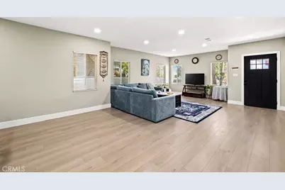 1347 Atlantic, Long Beach, CA 90813 - Photo 12