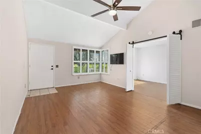 2010 Lawrence Crossley, Palm Springs, CA 92264 - Photo 2