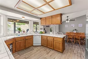 6861 Oak Hill Rd, Oak Hills, CA 92344 - Photo 12