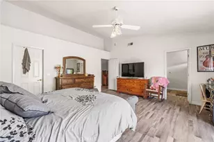 6861 Oak Hill Rd, Oak Hills, CA 92344 - Photo 16