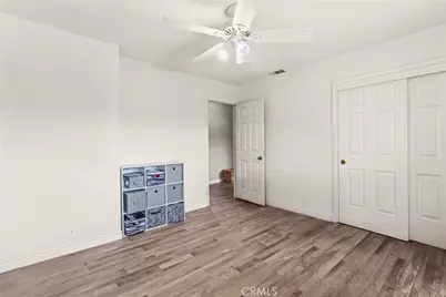 6861 Oak Hill Road, Oak Hills, CA 92344 - Photo 20