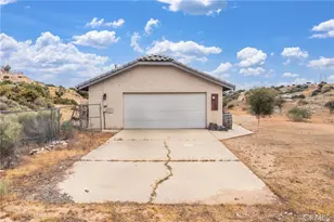 6861 Oak Hill Rd, Oak Hills, CA 92344 - Photo 26