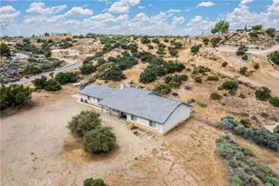 6861 Oak Hill Rd, Oak Hills, CA 92344 - Photo 4
