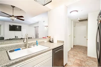 640 W 4th #315, Long Beach, CA 90802 - Photo 12