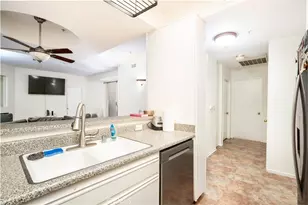 640 W 4th, Long Beach, CA 90802 - Photo 12