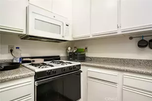 640 W 4th, Long Beach, CA 90802 - Photo 16