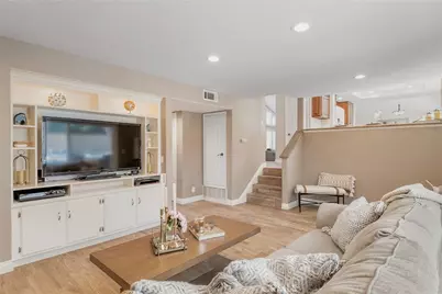 16541 Charleyville, Huntington Beach, CA 92649 - Photo 20