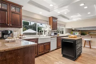 16541 Charleyville, Huntington Beach, CA 92649 - Photo 12