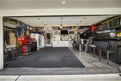 16541 Charleyville, Huntington Beach, CA 92649 - Photo 42