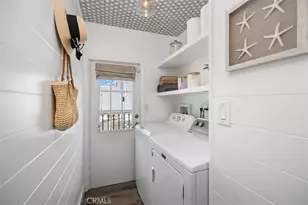 264 Mayflower, Newport Beach, CA 92660 - Photo 24
