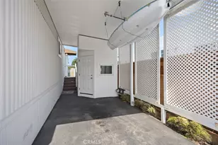 264 Mayflower, Newport Beach, CA 92660 - Photo 36