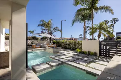 3242 Falkland, Huntington Beach, CA 92649 - Photo 8