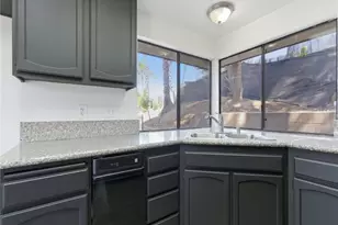 28813 Crimson Ct, Highland, CA 92346 - Photo 10