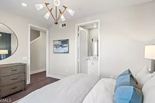 920 Chinon, Irvine, CA 92618 - Photo 24