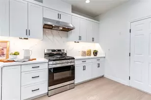 26 Seton, Irvine, CA 92612 - Photo 10