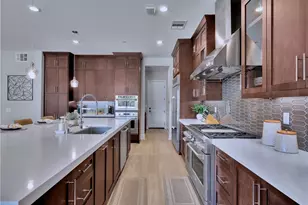 8461 Hinterland Dr, San Diego, CA 92127 - Photo 20