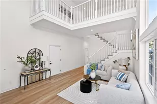 137 The Masters Cir, Costa Mesa, CA 92627 - Photo 4