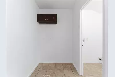4900 8th Avenue, Los Angeles, CA 90043 - Photo 18