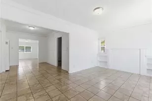 4900 8th Ave, Los Angeles, CA 90043 - Photo 6