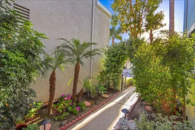 12 Hawaii, Aliso Viejo, CA 92656 - Photo 36
