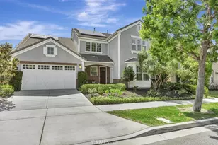 142 Yellow Daisy, Irvine, CA 92618 - Photo 6