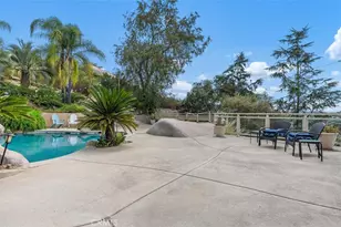 28521 Gladstone Ct, Escondido, CA 92026 - Photo 48