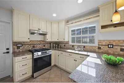 6091 Kimberly Drive, Huntington Beach, CA 92647 - Photo 12