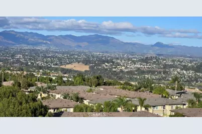 30 Groveside Dr., Aliso Viejo, CA 92656 - Photo 2