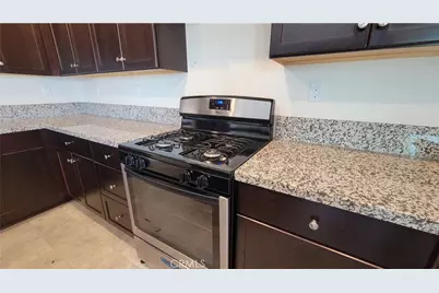 12892 Claremore, Victorville, CA 92392 - Photo 10