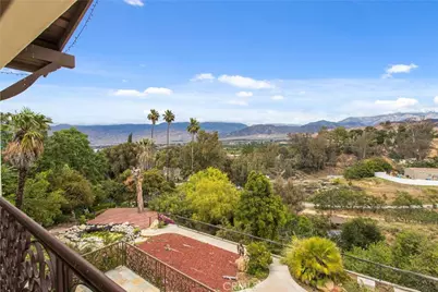 204 Saint Catherine, Redlands, CA 92374 - Photo 52
