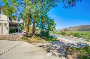 39100 Saddle Ridge, Hemet, CA 92543 - Photo 10