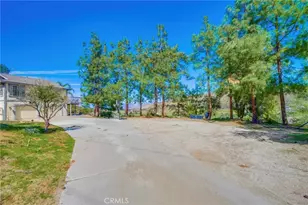 39100 Saddle Ridge, Hemet, CA 92543 - Photo 8