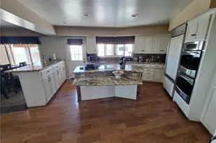 44420 Mayberry, Hemet, CA 92544 - Photo 4