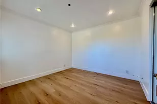 729 S Knott, Anaheim, CA 92804 - Photo 14