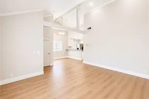 729 S Knott, Anaheim, CA 92804 - Photo 2