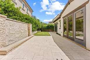 51 Stanza, Irvine, CA 92620 - Photo 20