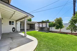 11003 Lindesmith Ave, Whittier, CA 90603 - Photo 40