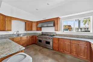 123 Madrid, Tustin, CA 92780 - Photo 36